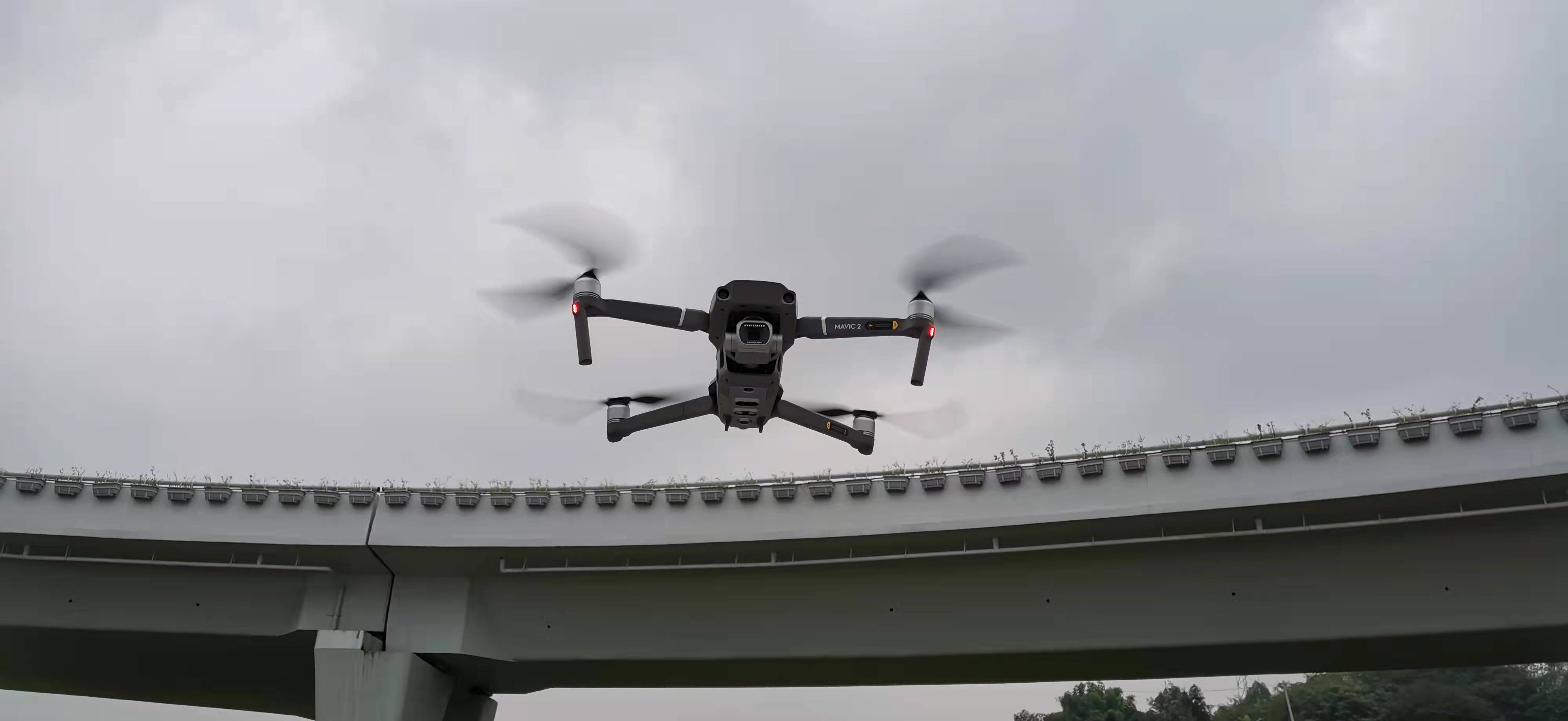 無(wú)人機高空巡檢常態(tài)化，助力城市管理精細化